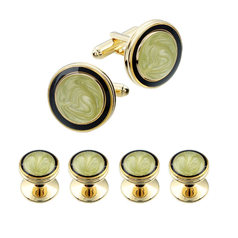 Tailcoat and cufflinks olive