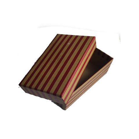 Box for cufflinks set with tie and handkerchief - 1